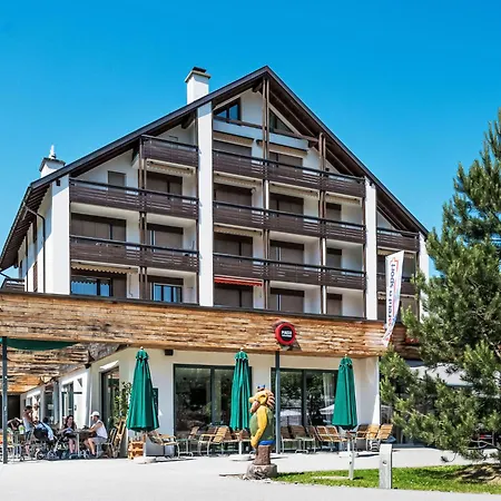 Val Signina 8-17 By Interhome *